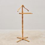 1606 6277 VALET STAND